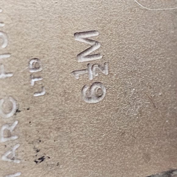 Marc Fisher Ltd. Oshay Beige Suede Leather Pointed Toe Ankle Bootie Size 6.5 - Picture 9 of 11